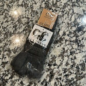 C.C Charcoal Gray Smart Tips Golves - NEW